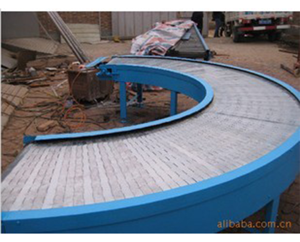 轉(zhuǎn)彎輸送機