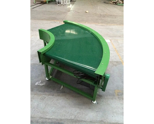 轉(zhuǎn)彎輸送機